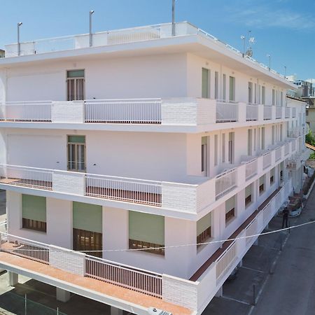 Hotel Jolanda Bellaria-Igea Marina Exterior photo