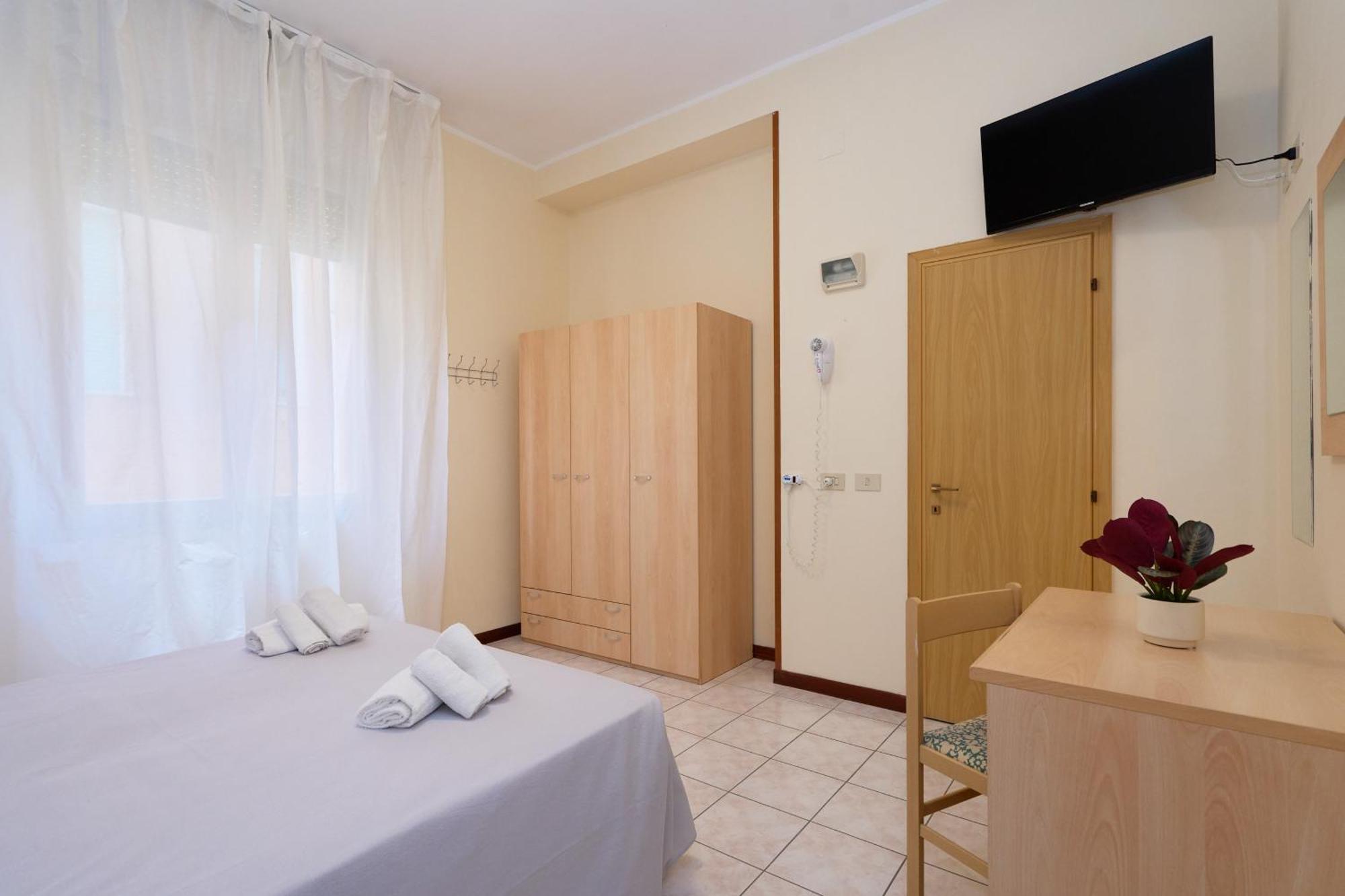 Hotel Jolanda Bellaria-Igea Marina Exterior photo